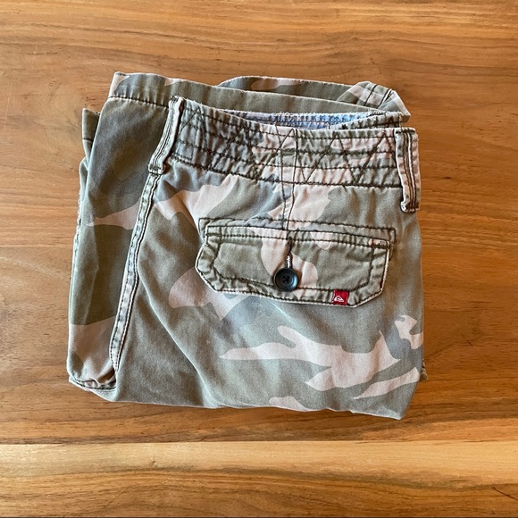 2 for 1 Element and Quiksilver Cargo Shorts! - Picture 13 of 14